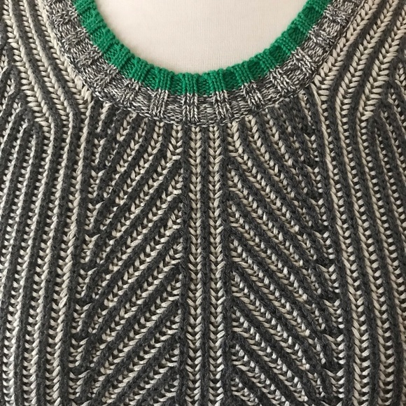 CAbi TRIDENT SLEEVELESS SWEATER - Picture 5 of 8